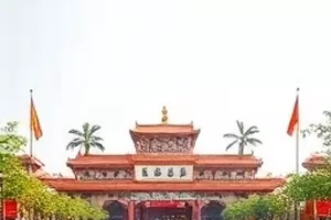 黑料档案首页主视觉：多层信息卡与时间轴向两侧展开